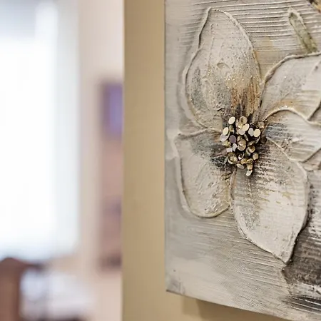 Primorski 2bdrm * Warna