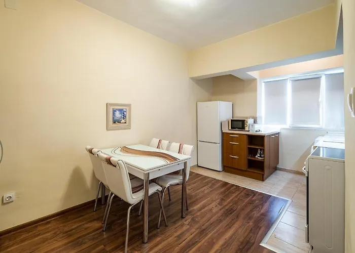 Primorski 2bdrm Apartment