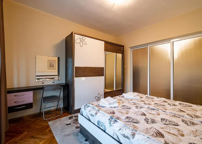 Apartment Primorski 2bdrm Warna