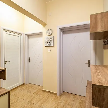 Apartamento Primorski 2bdrm *