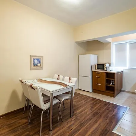 Primorski 2bdrm Apartamento